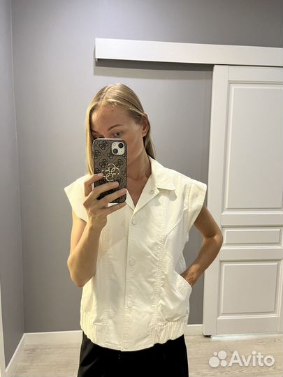 Джинсовая жилетка Mango