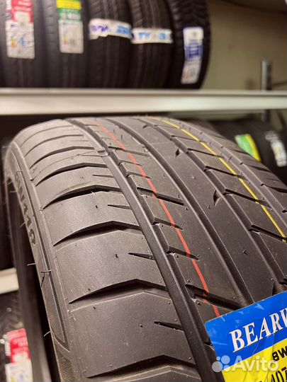 Bearway BW118 255/35 R21 125U