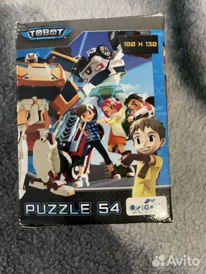 Продам пакетом пазлы и книжки