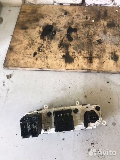 Блок управления печкой Ford Mondeo 2 1993-2000