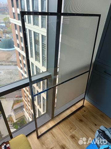 Вставка в окно для вывода мобильного кондиционера