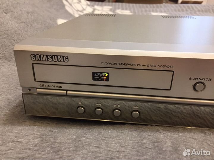 Видеомагнитофон и DVD плеер samsung