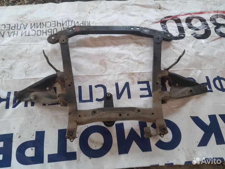 Подрамник Renault Logan 1