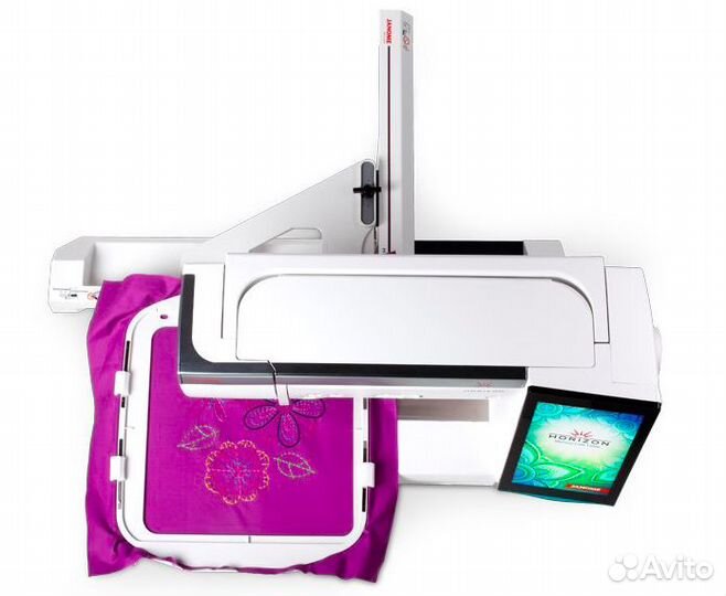 Швейно-вышивальная машина Janome Memory Craft 1500