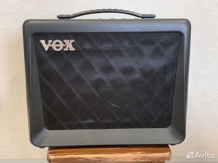 Комбоусилитель VOX VX15-GT для электрогитары
