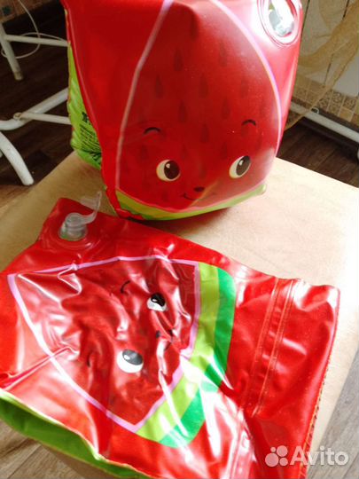 Нарукавники для плавания