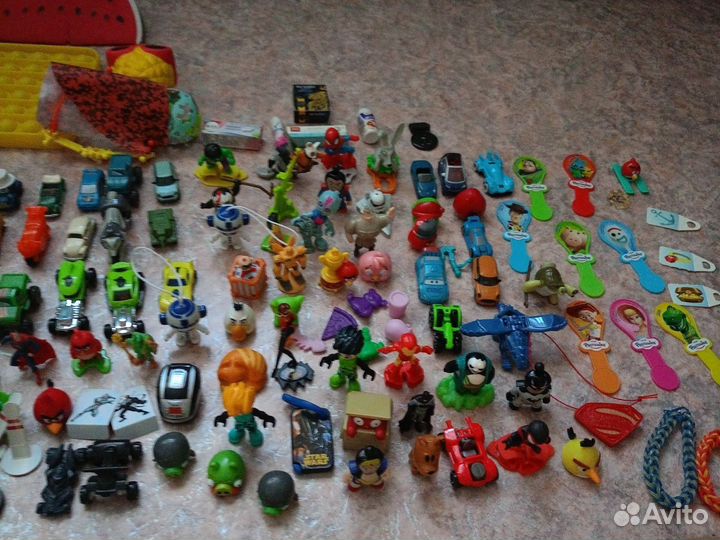 Куча игрушек одним мешком