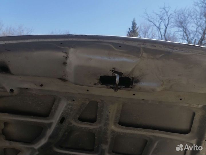 Капот mazda lantiz