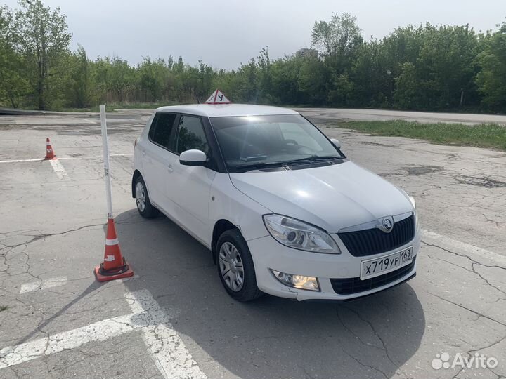 Инструктор по Вождению