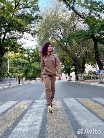 Костюм спортивный