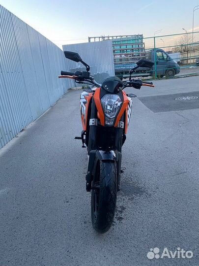 Ktm duke 200