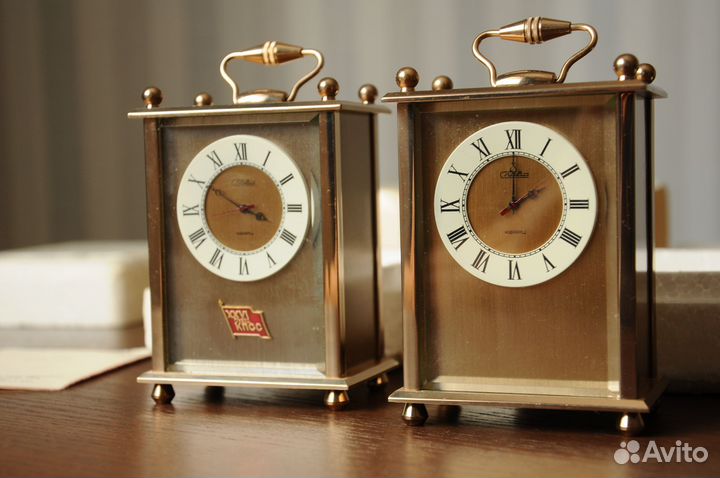 Настольные часы