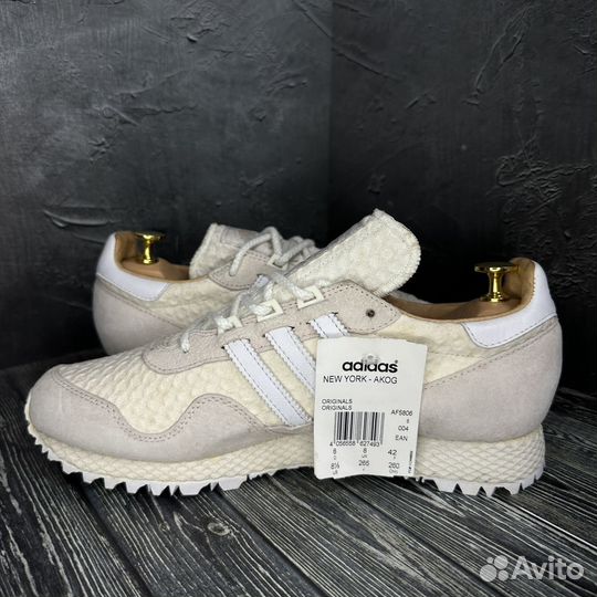 Adidas New York x akog 8uk/42eur