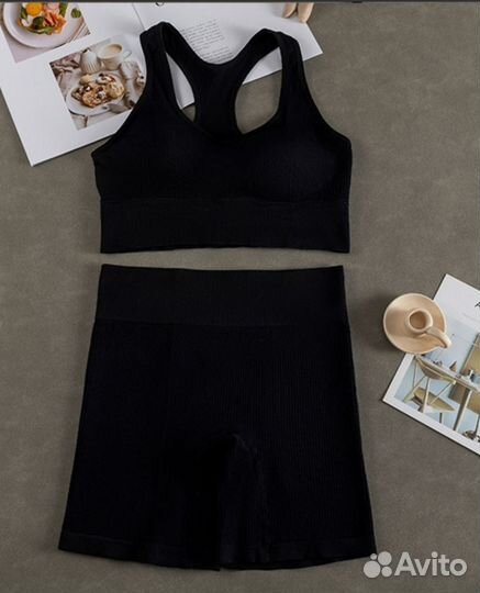 Спортивный костюм шорты и топ