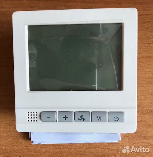 Пульты для фанкойлов и термостаты