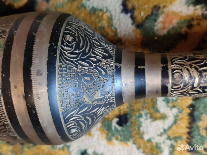 Советская индийская металлическая ваза