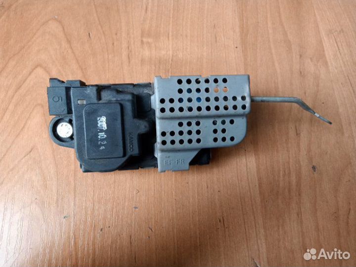 Активатор замка двери передний правый Hyundai