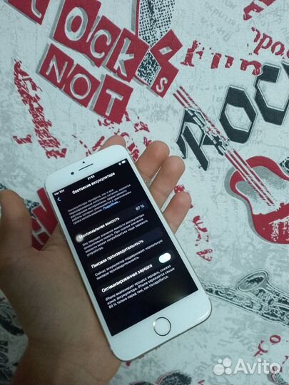 Телефон iPhone 7