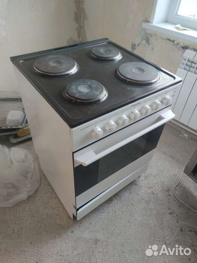 Плита электрическая electrolux