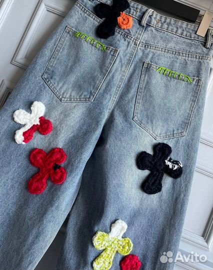 Джинсы женские