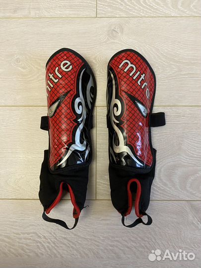 Щитки футбольные с голеностопом (L) Mitre