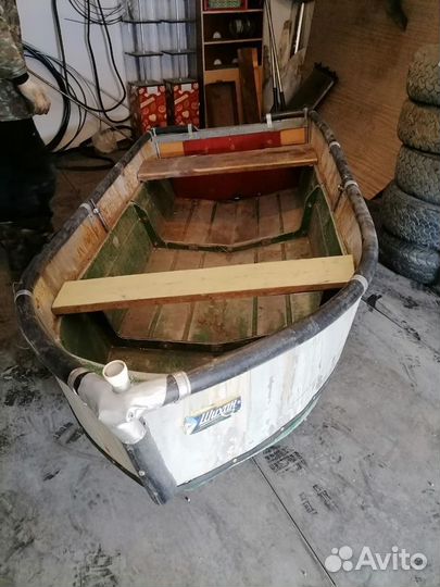 Лодка с мотором