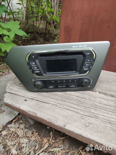Оригинальная магнитола на киа Рио 2014