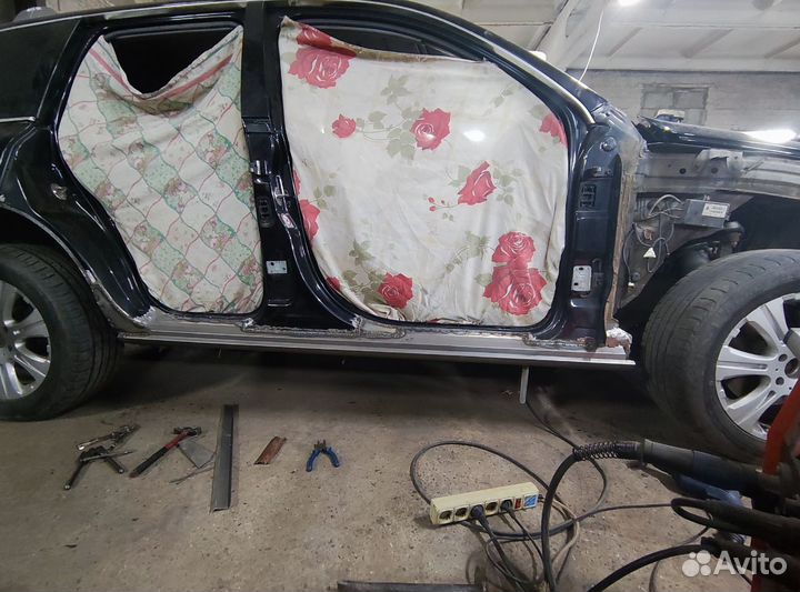 Пороги для Volkswagen Touareg 2002-2010 (GP)