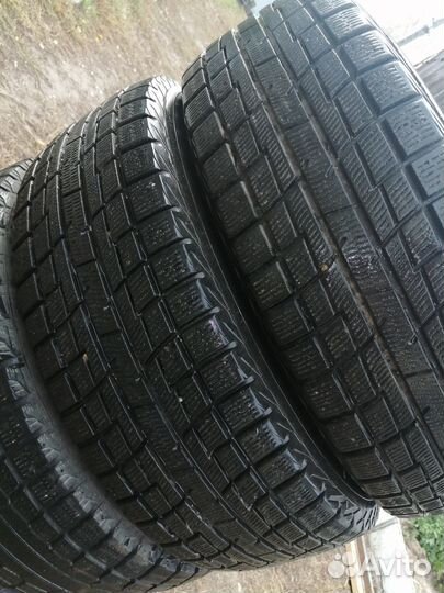 Yokohama Ice Guard IG30 195/65 R15 и 205/60 R15