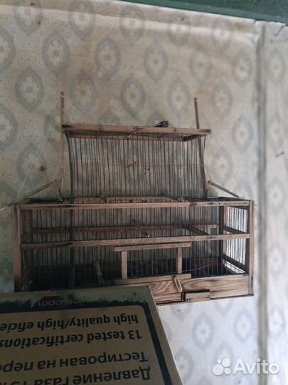 Клетка для птиц из дерева