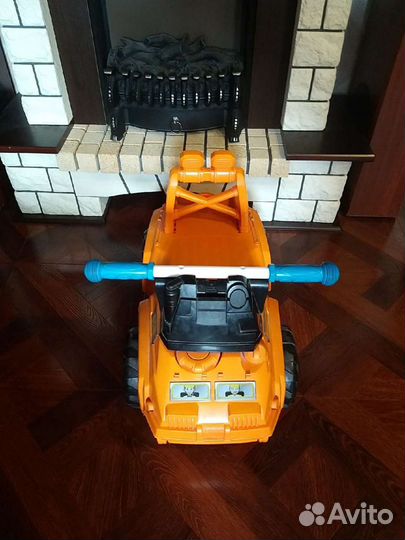 Машинка-каталка