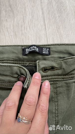 Джинсы bershka