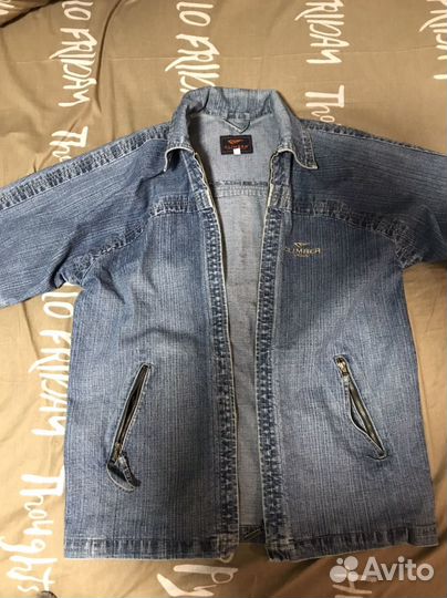 Джинсовая куртка