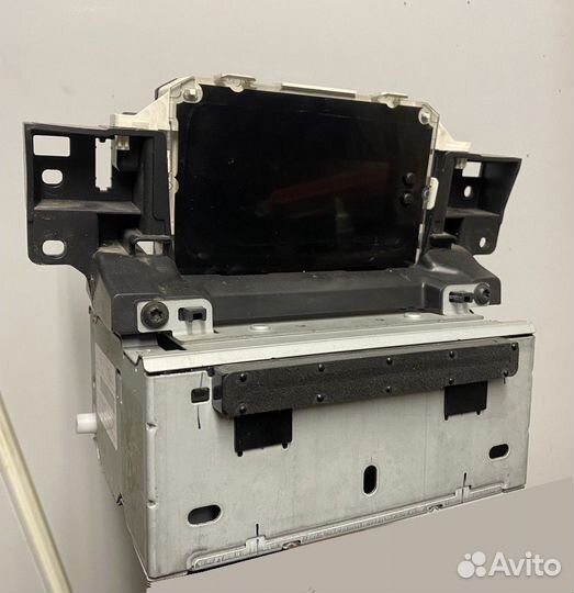 Штатная магнитола Ford Focus 3 рестайлинг с рамкой