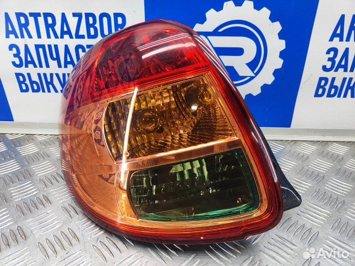 Фонарь задний левый Suzuki Sx4 1.6 M16A 106 Л.С