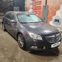 Opel Insignia 2.0 AT, 2010, 242 000 км, с пробегом, цена 890 000 руб.