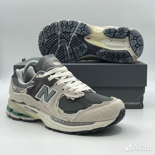 Мужские кроссовки New Balance 2002R White