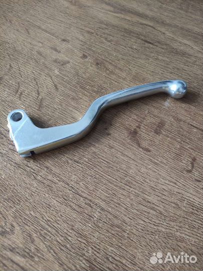 Рычаг сцепления на эндуро