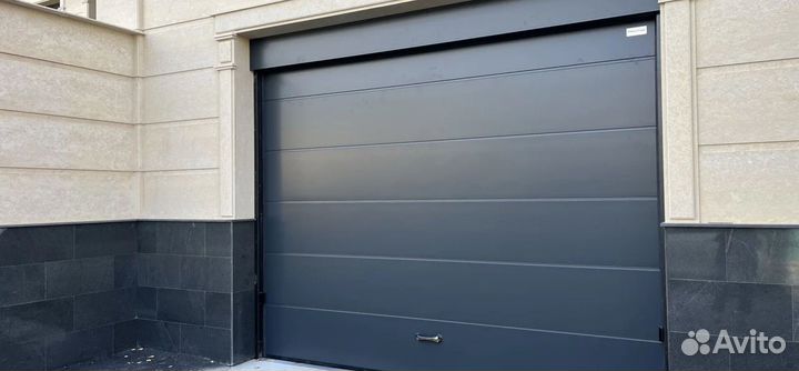 Секционные ворота с монтажом