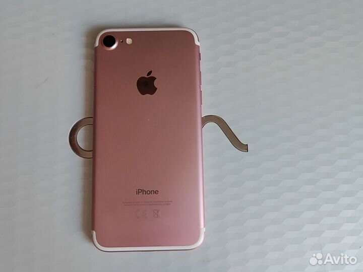 iPhone 7, 32 ГБ