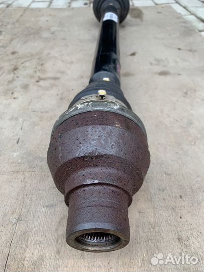 Привод передний правый Volkswagen Golf 5 1.4 CAX