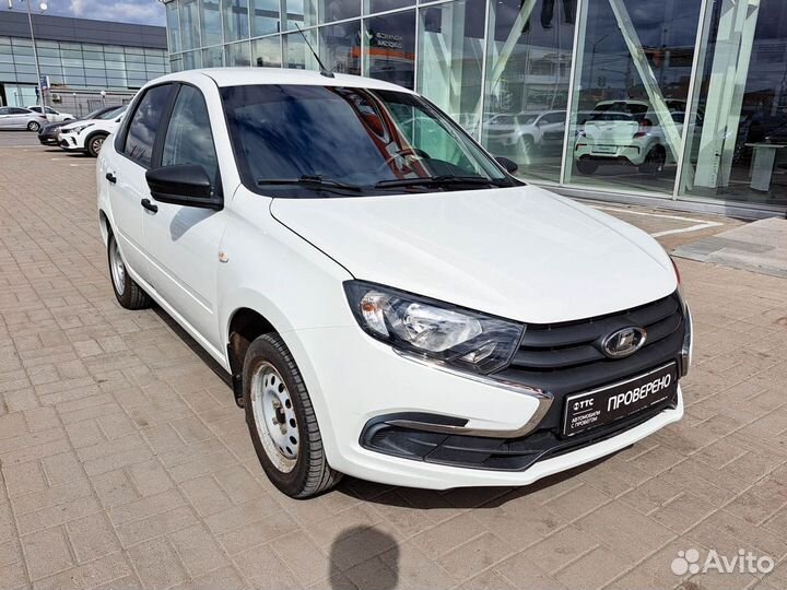 LADA Granta 1.6 МТ, 2021, 32 611 км