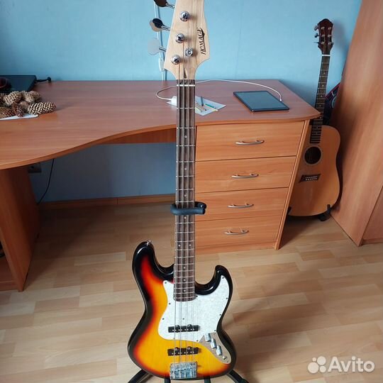 Басс гитара Homage HEB760SB 4 струны