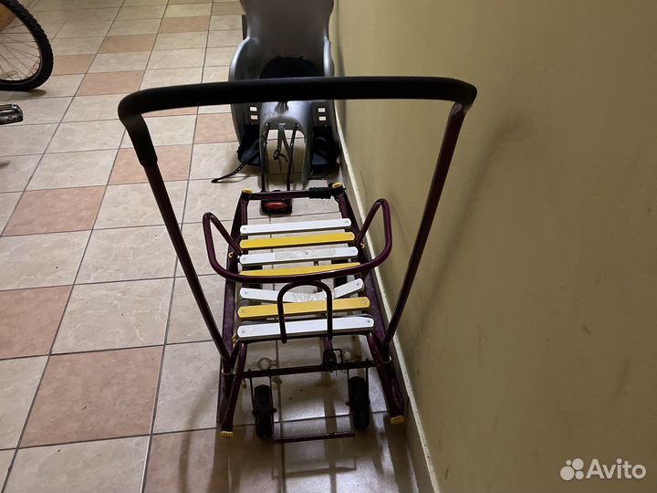 Детские санки на колесах