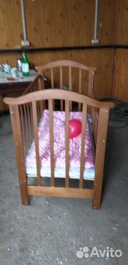 Детская кроватка