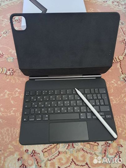 Новый iPad Magic Keyboard