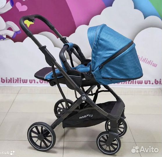 Прогулочная коляска новая