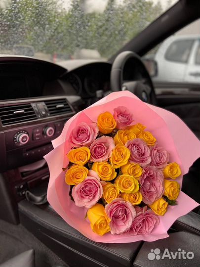 Букет роз с доставкой 25 шт