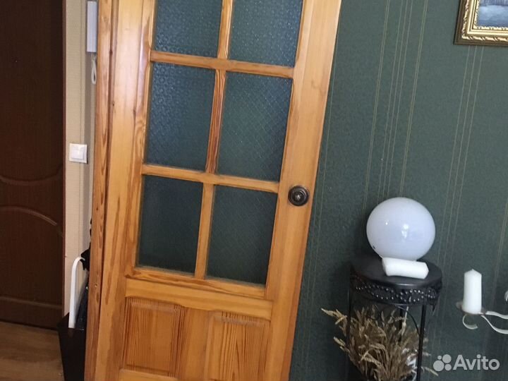 Дверь межкомнатная 80 *200, бу из массива