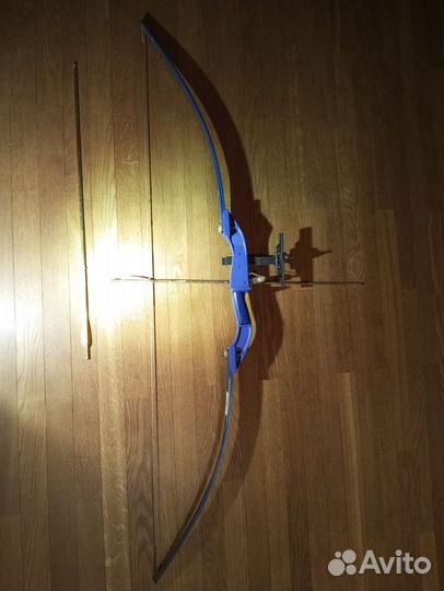 Спортивный лук со стрелами